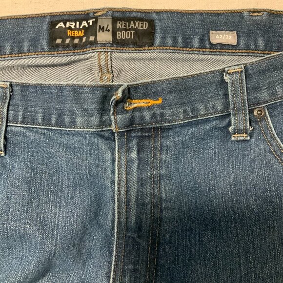 Ariat M4 Jeans Mens 43x31 Medium Wash Releaxed Boot Straight Fit (Tag:41x32) - Picture 2 of 12